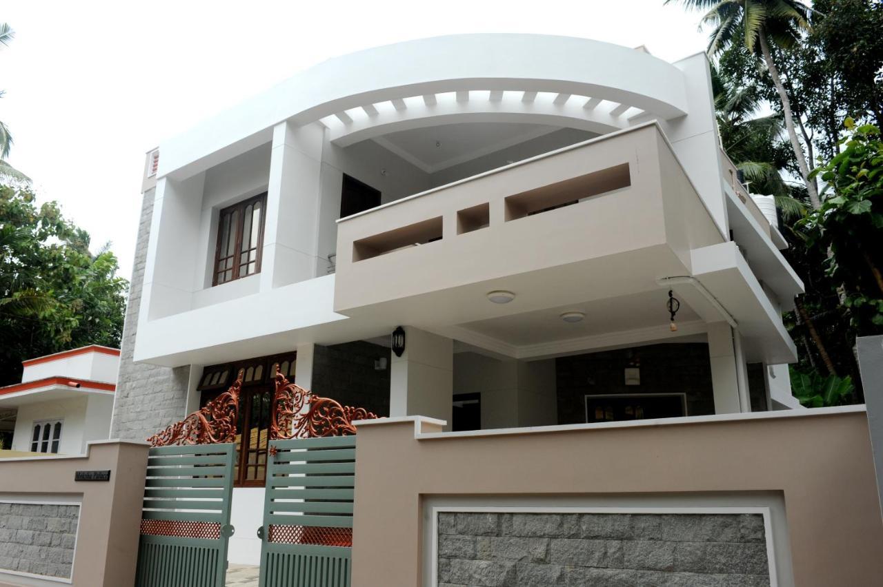 Moksha Homestay Thiruvananthapuram Exteriör bild